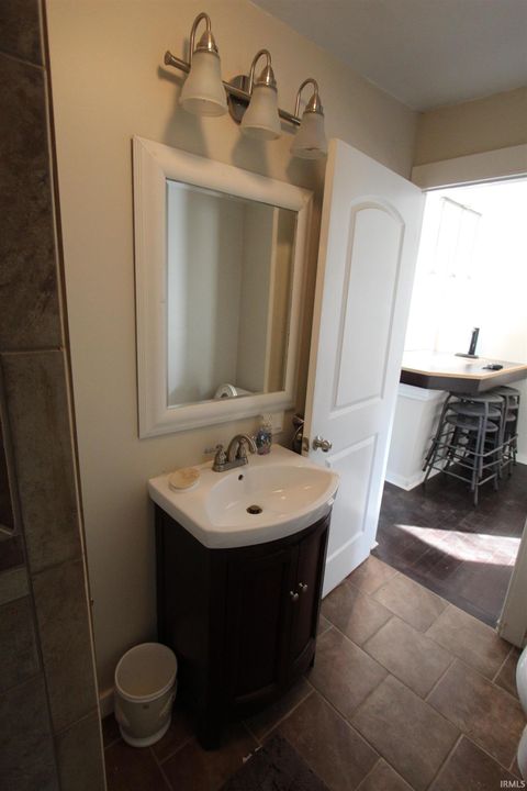 Tiny photo for 2371 Untalulti Dr, D Dr, Monticello, IN 47960 (MLS # 202611967)