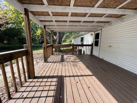 Tiny photo for 537 W 8th Street, Rochester, IN 46975 (MLS # 202541352)
