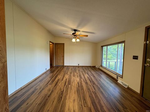 Tiny photo for 537 W 8th Street, Rochester, IN 46975 (MLS # 202541352)
