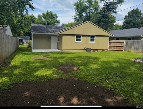 Tiny photo for 95 Creekview Court, Lafayette, IN 47909 (MLS # 202627519)