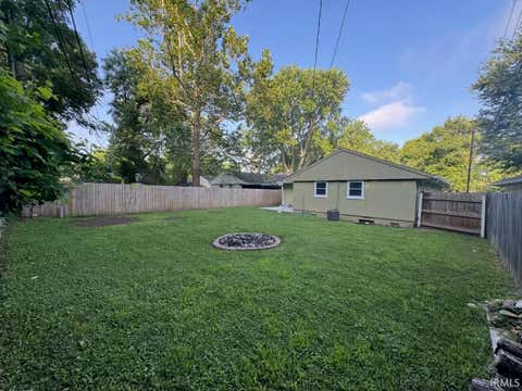 Tiny photo for 95 Creekview Court, Lafayette, IN 47909 (MLS # 202627519)