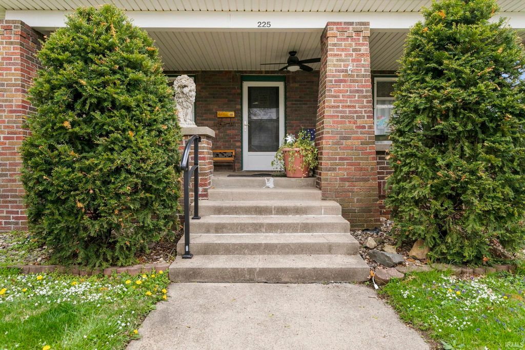 Photo of 225 E South Street, Bremen, IN 46506 (MLS # 202613619)