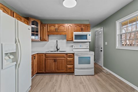 Tiny photo for 5625 Wigwam Court, Kokomo, IN 46901 (MLS # 202610273)