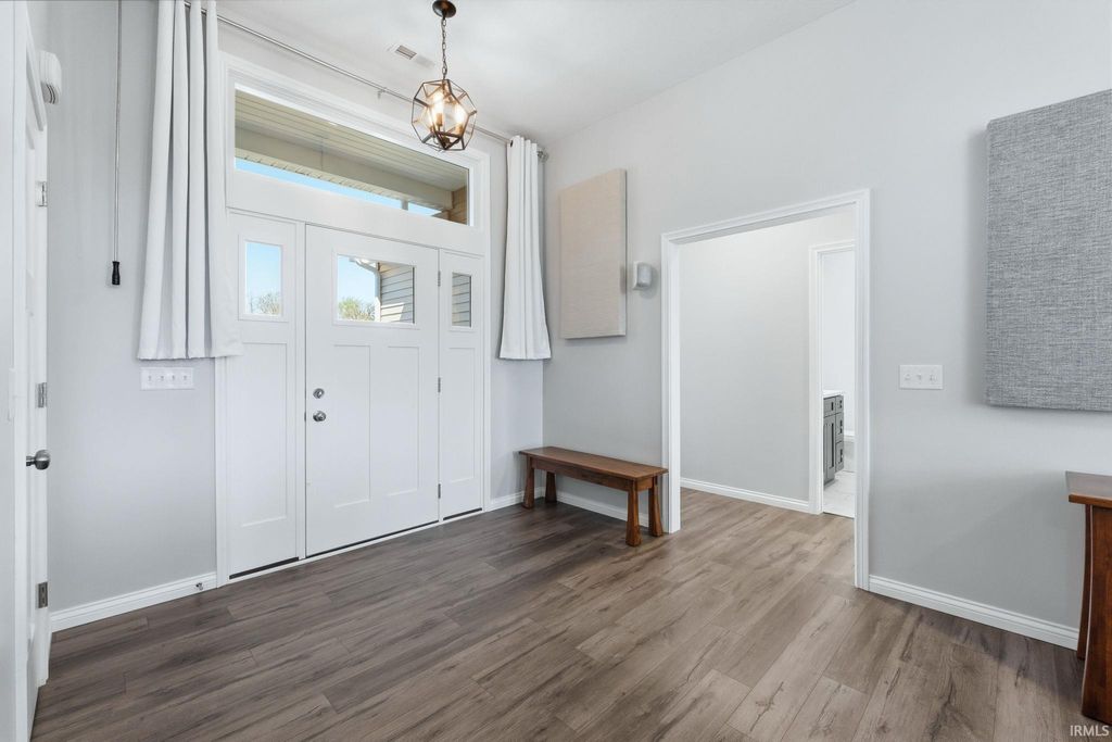 Photo of 2336 Hamlet Court, Fort Wayne, IN 46818 (MLS # 202614508)