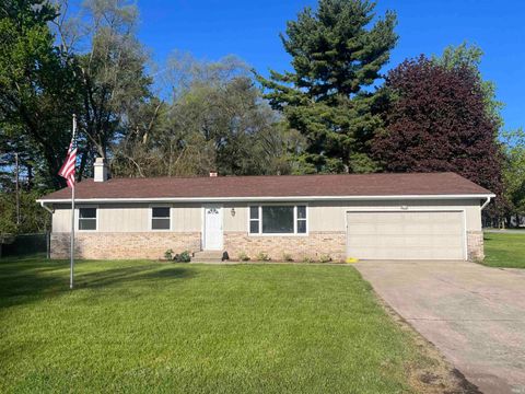 Photo of 54529 Merry Drive Drive, Elkhart, IN 46516 (MLS # 202617154)