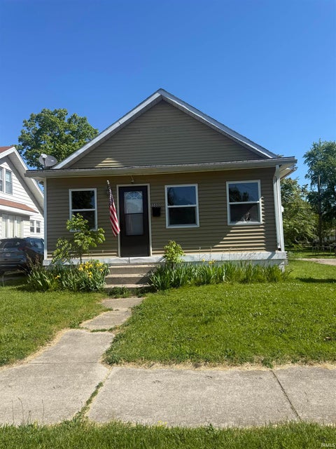Photo of 1500 W Lexington Avenue, Elkhart, IN 46516 (MLS # 202620063)