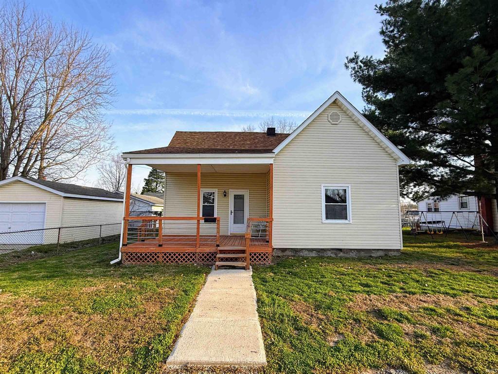 Photo of 1104 Axtel Avenue, Washington, IN 47501 (MLS # 202610438)