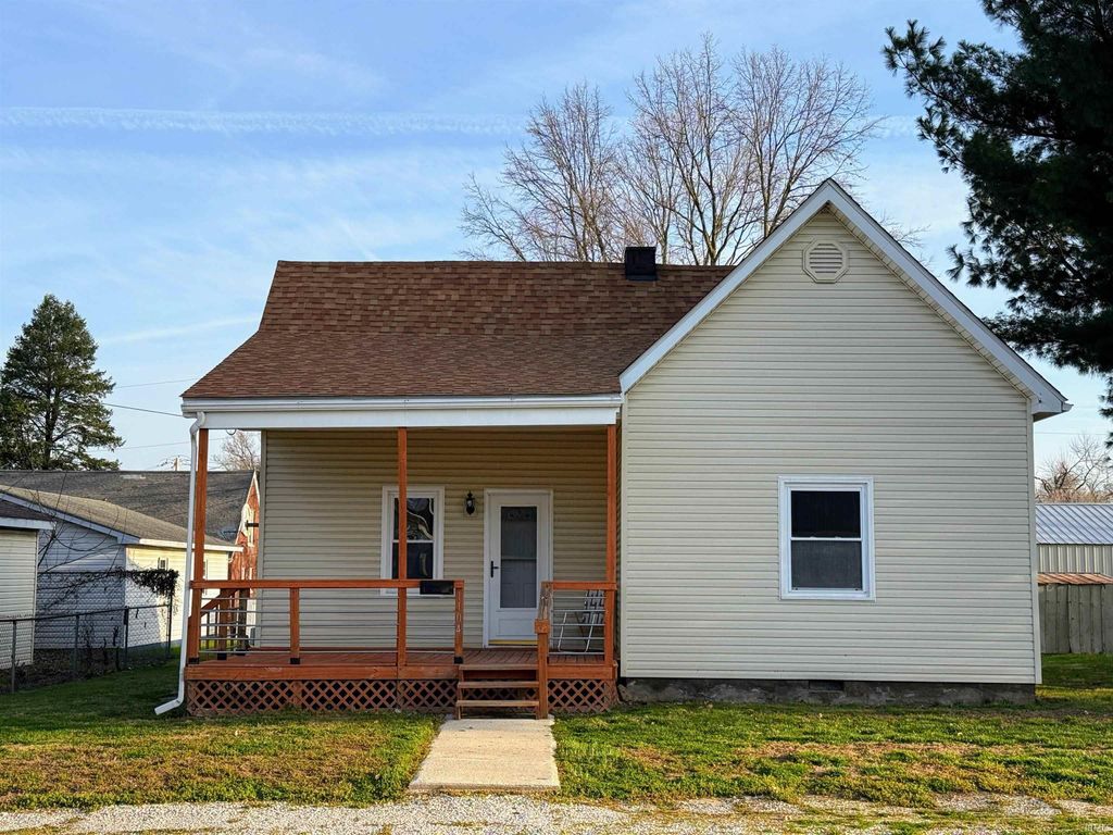 Photo of 1104 Axtel Avenue, Washington, IN 47501 (MLS # 202610438)