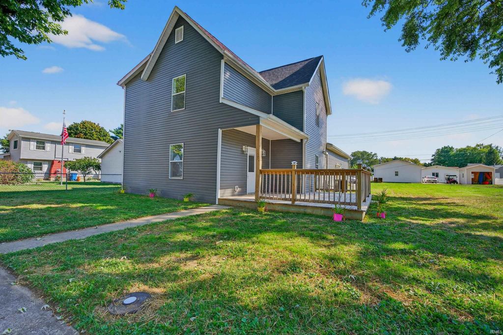 Photo of 117 W NORTH F Street, Gas City, IN 46933 (MLS # 202537407)