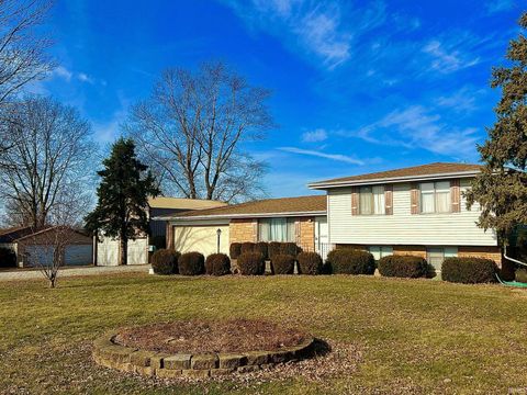 Photo of 9904 State Road 26 E, Lafayette, IN 47905 (MLS # 202600692)