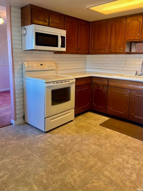 Tiny photo for 9904 State Road 26 E, Lafayette, IN 47905 (MLS # 202600692)