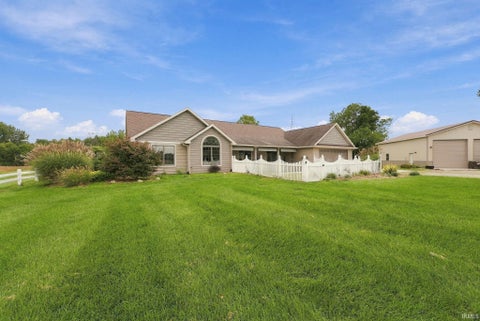 Photo for 1720 S State Road 327