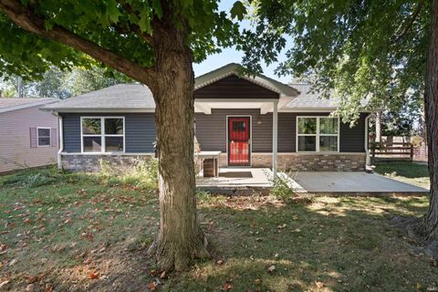 Photo of 1921 Saratoga Avenue, Kokomo, IN 46901 (MLS # 202539610)