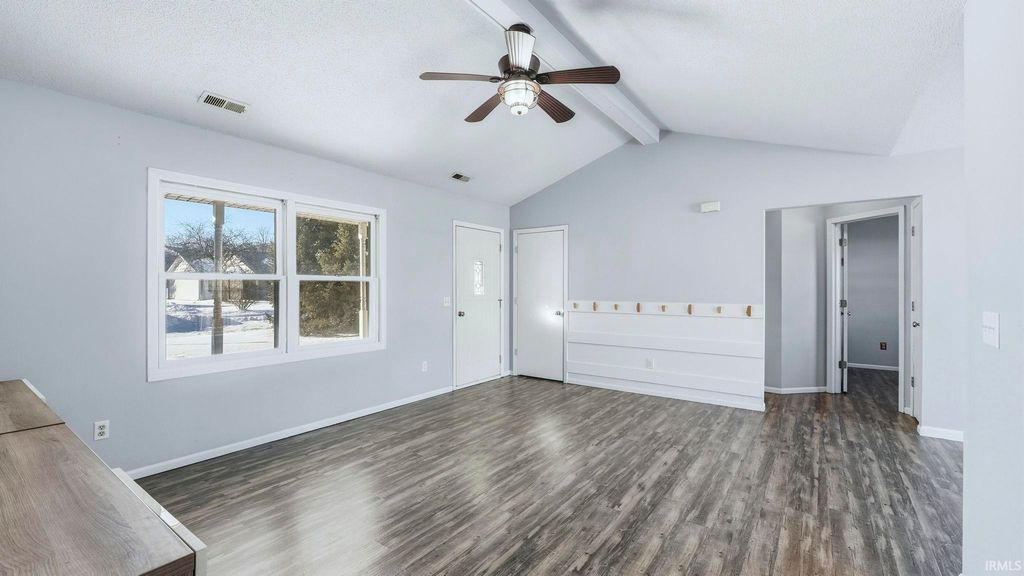 Photo of 429 Autumn Court, Bluffton, IN 46714 (MLS # 202602899)