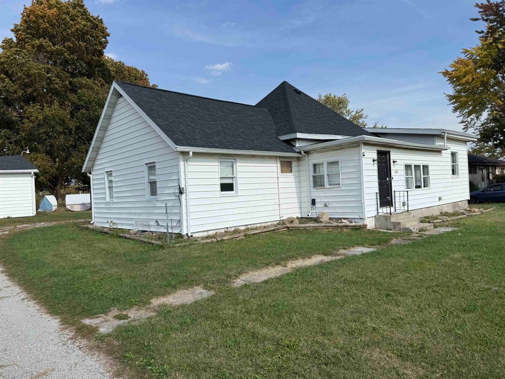 Photo of 420 E Marion Street, Waterloo, IN 46793 (MLS # 202542620)