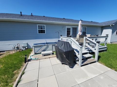 Tiny photo for 206 Kingsmill Drive, Logansport, IN 46947 (MLS # 202611824)