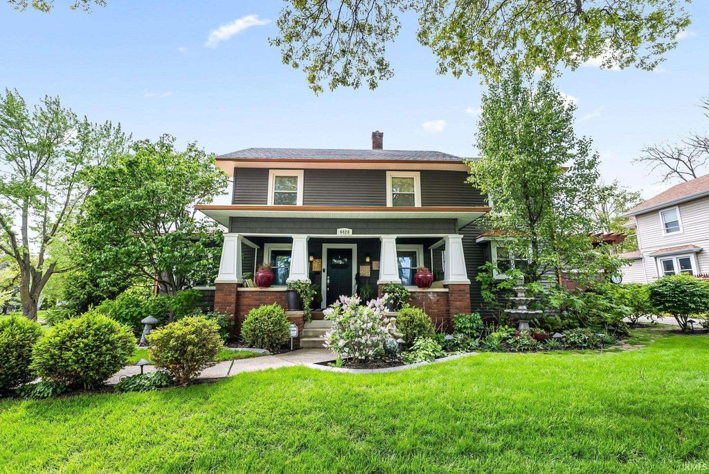 Photo of 4428 Indiana Avenue, Fort Wayne, IN 46807 (MLS # 202617462)