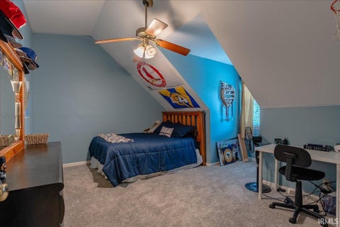 Tiny photo for 7611 Nottingham Drive, Newburgh, IN 47630 (MLS # 202640219)