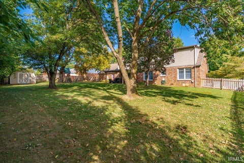 Tiny photo for 7611 Nottingham Drive, Newburgh, IN 47630 (MLS # 202640219)