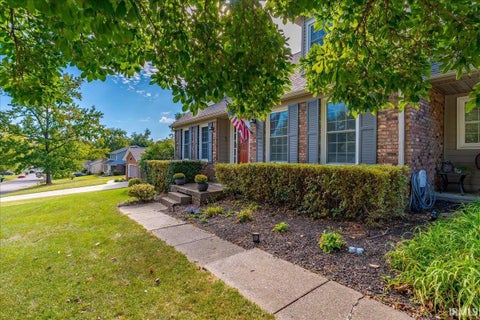 Tiny photo for 7611 Nottingham Drive, Newburgh, IN 47630 (MLS # 202640219)