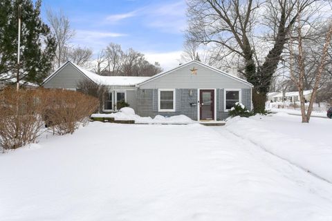 Photo of 1854 Altgeld Street, South Bend, IN 46614 (MLS # 202604105)