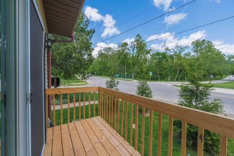 Tiny photo for 598 E Graham Place, Bloomington, IN 47401 (MLS # 202618629)