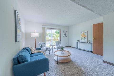 Tiny photo for 598 E Graham Place, Bloomington, IN 47401 (MLS # 202618629)