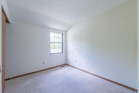 Tiny photo for 598 E Graham Place, Bloomington, IN 47401 (MLS # 202618629)