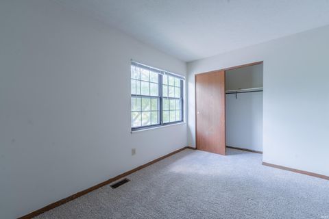 Tiny photo for 598 E Graham Place, Bloomington, IN 47401 (MLS # 202618629)