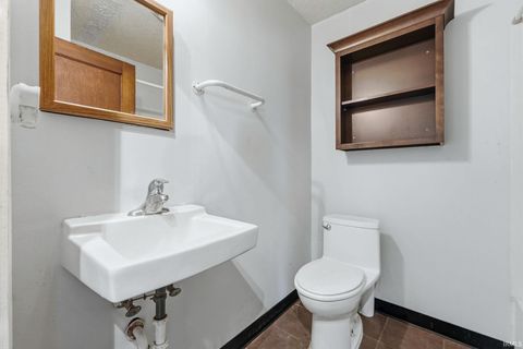 Tiny photo for 2901 Darlene Drive, Fort Wayne, IN 46802 (MLS # 202611480)