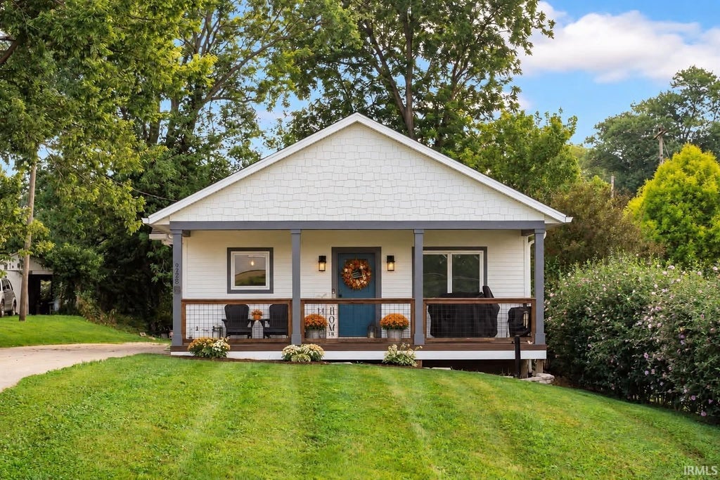 Photo of 9228 S Harrodsburg Road, Bloomington, IN 47403 (MLS # 202639640)