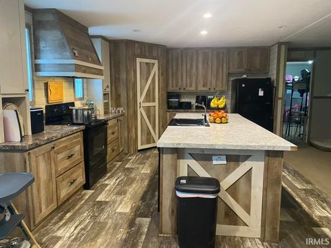 Tiny photo for 6175 E 250 S, Bringhurst, IN 46913 (MLS # 202602134)