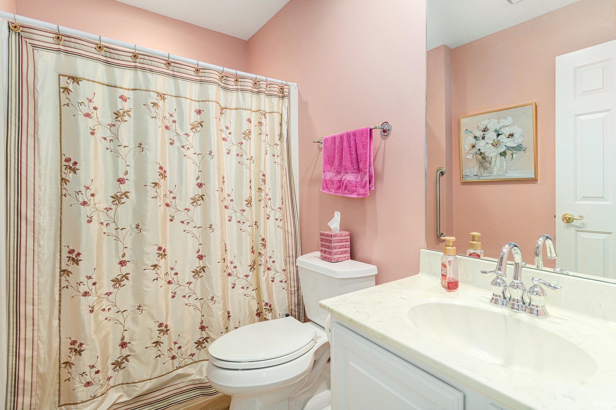 Bristol, Indiana 46507, United States, 4 Bedrooms Bedrooms, ,3 BathroomsBathrooms,Residential,Active,135586