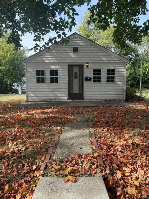 Photo of 1917 N Apperson Way, Kokomo, IN 46901 (MLS # 202541405)