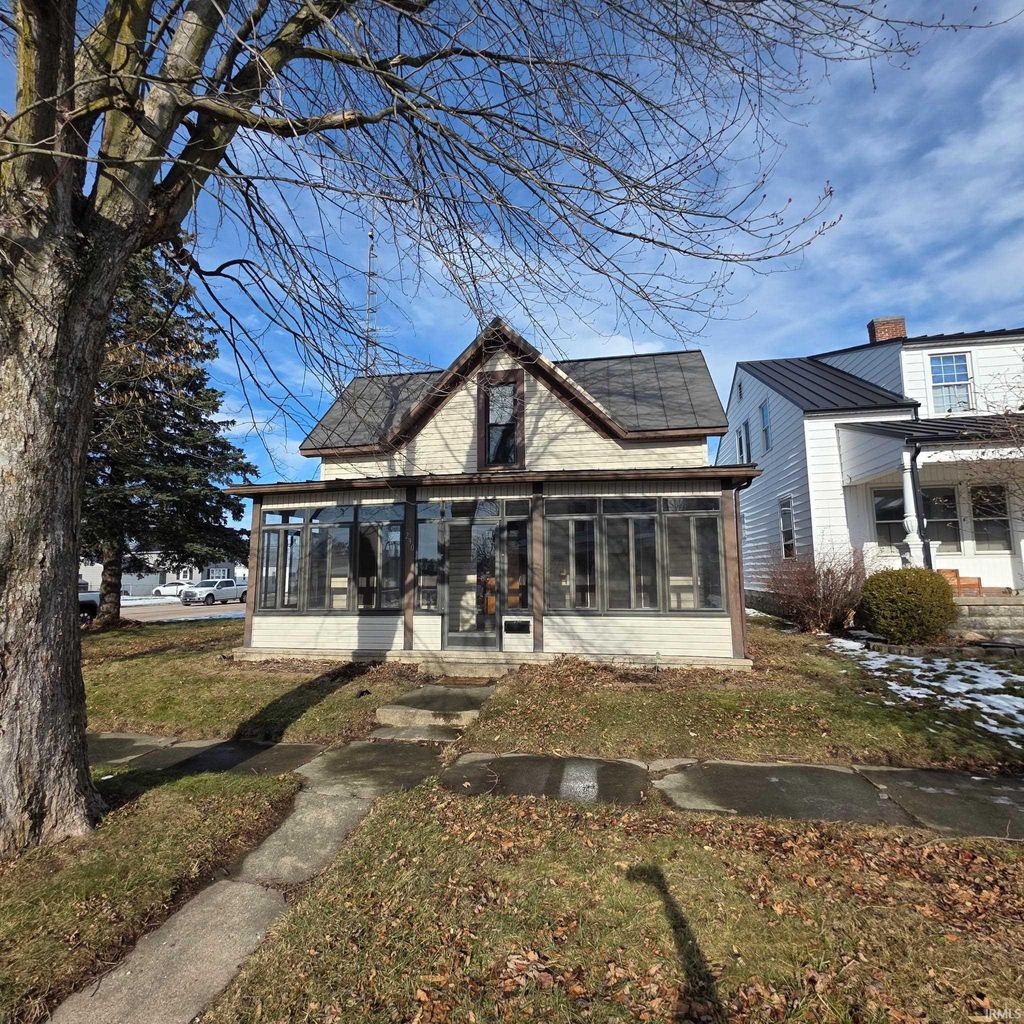 Photo of 230 W South Street, Winchester, IN 47394 (MLS # 202549216)