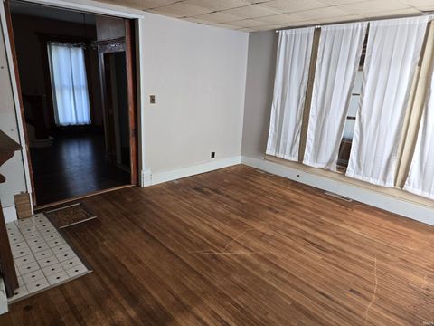 Tiny photo for 315 7th Street, Logansport, IN 46947 (MLS # 202539743)