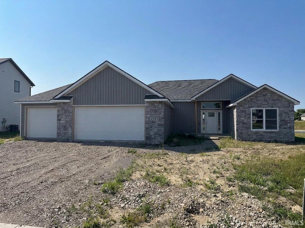 Photo of 1283 Olympiada Knoll, Fort Wayne, IN 46845 (MLS # 202631369)