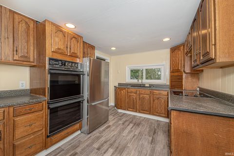 Tiny photo for 510 Dimond Street, Huntington, IN 46750 (MLS # 202601312)