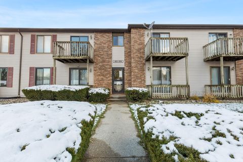 Photo of 609 E Clarinet Boulevard, Elkhart, IN 46516 (MLS # 202545508)