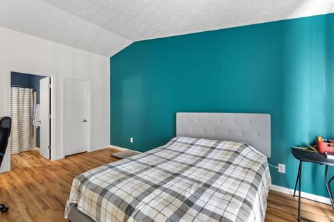 Tiny photo for 609 E Clarinet Boulevard, Elkhart, IN 46516 (MLS # 202545508)