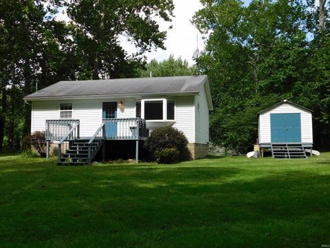 Tiny photo for 9634 Zina Drive, Rochester, IN 46975 (MLS # 202633777)