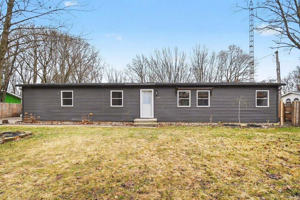Photo of 29078 County Road 12, Elkhart, IN 46514 (MLS # 202605516)
