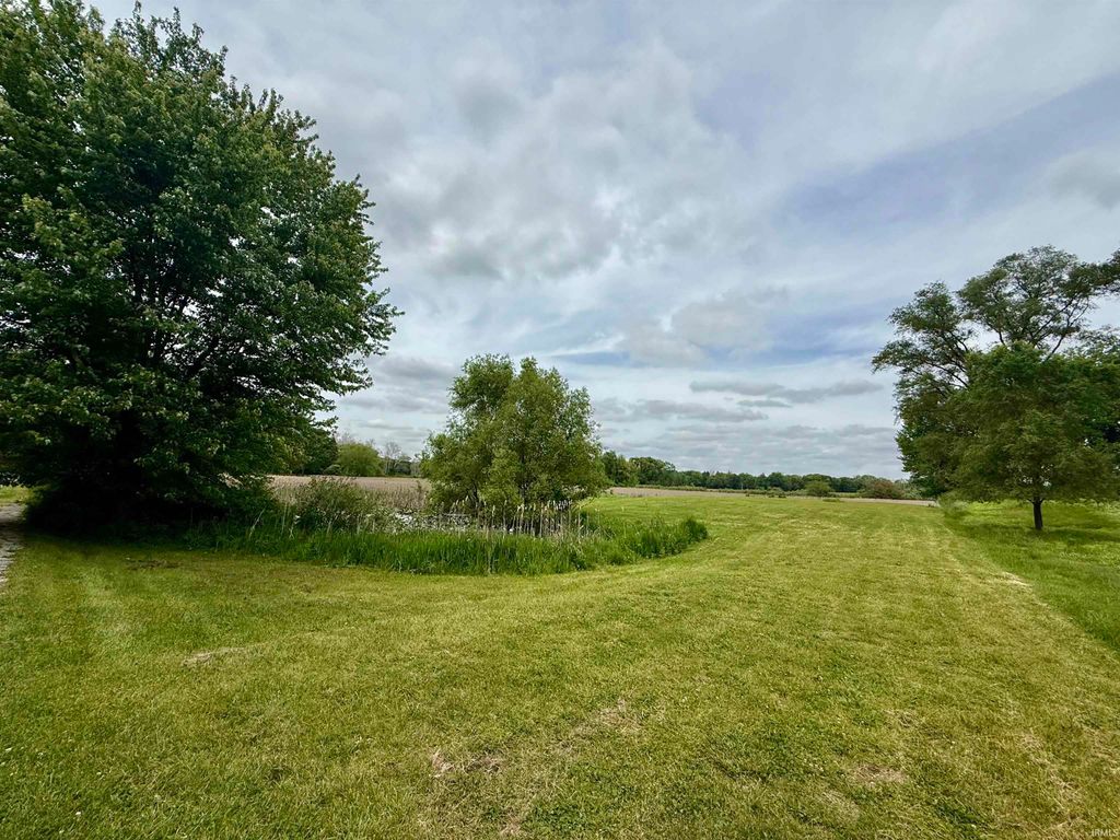 Photo of TBD N 700 W Road, Warsaw, IN 46580 (MLS # 202619467)