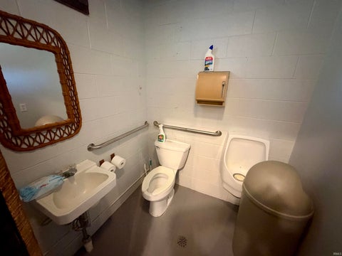 Tiny photo for 6392 N Cuzco S Road, French Lick, IN 47432 (MLS # 202644836)