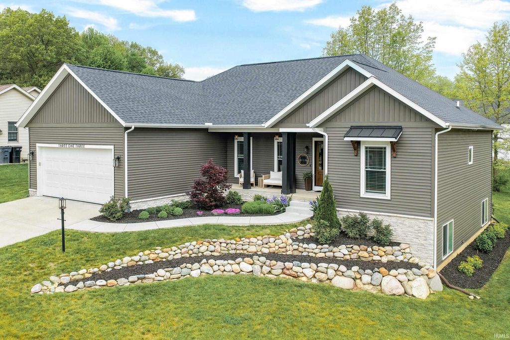 Photo of 313 W Rigg Street, New Carlisle, IN 46552 (MLS # 202619675)
