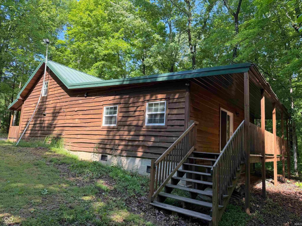 Photo of 4420 S Calloway Drive, Hardinsburg, IN 47125 (MLS # 202619401)