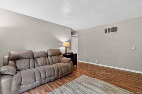 Tiny photo for 902 N 21St Street #1, Lafayette, IN 47904 (MLS # 202619968)