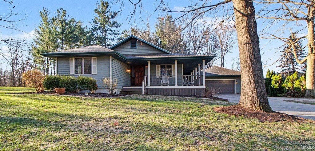 Photo of 10037 Victoria Drive, Plymouth, IN 46563 (MLS # 202610804)