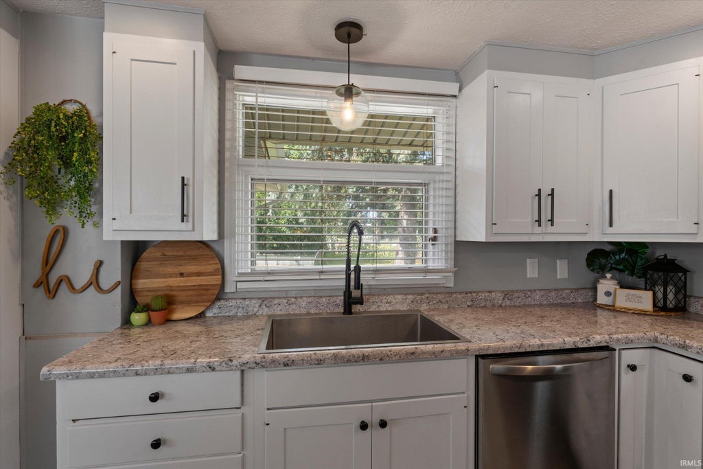 Photo of 837 Patterson Drive, South Bend, IN 46615 (MLS # 202637060)
