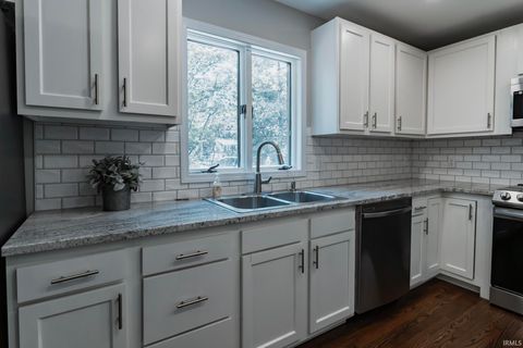 Tiny photo for 6511 Blue Spruce Drive, Newburgh, IN 47630 (MLS # 202618718)